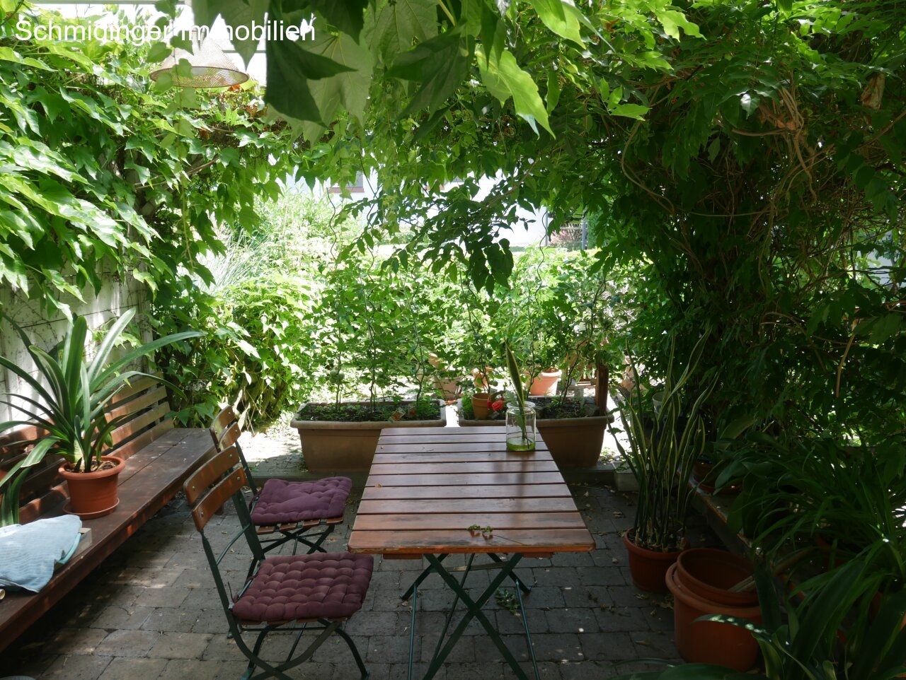 Ummendorf Landhotel Adler mit 4 Wohnungen und  5 Gästezimmer