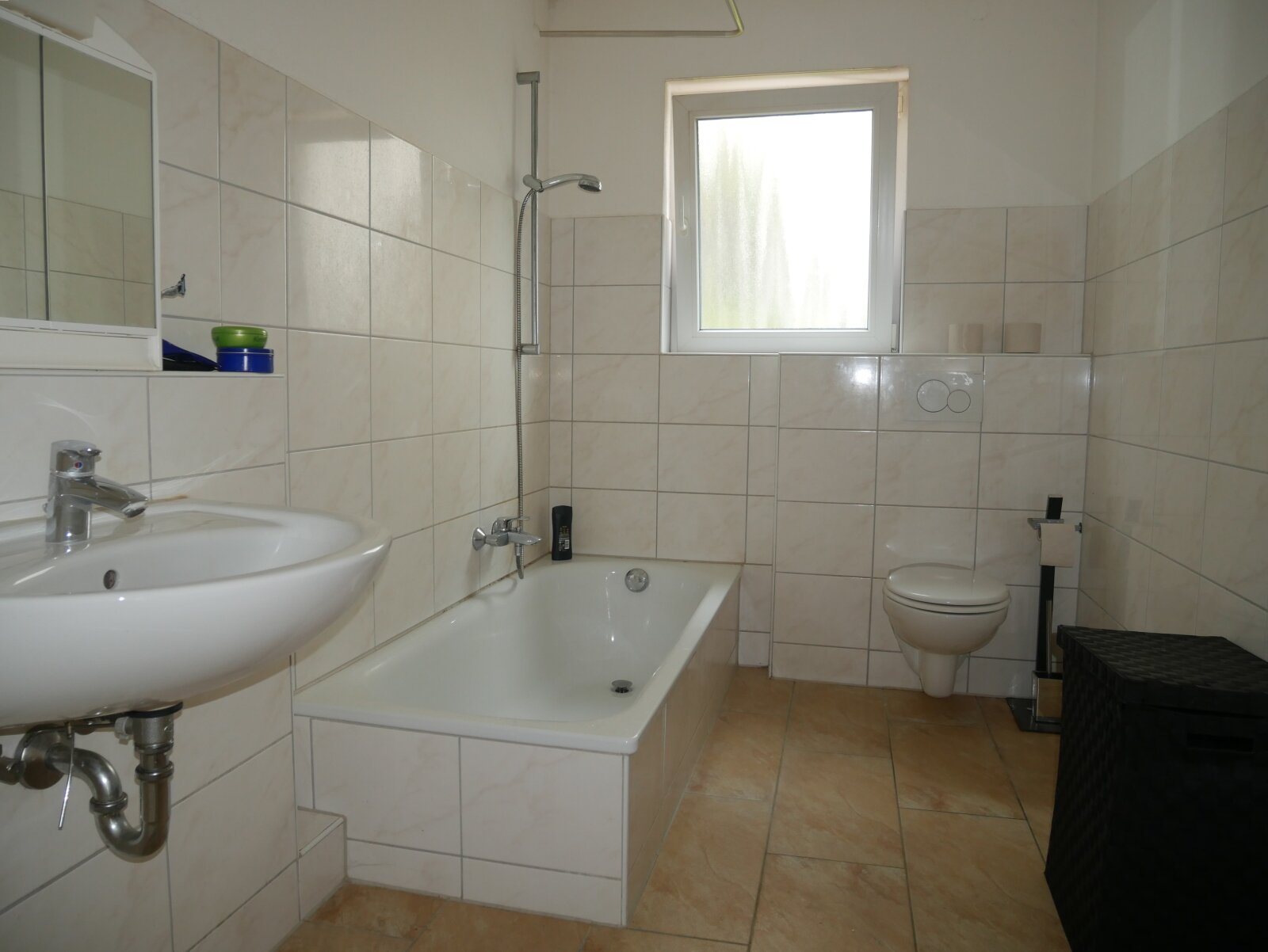 2 Zimmerwohnung im UG mit Terrasse  in Mühlhofen bei Meersburg