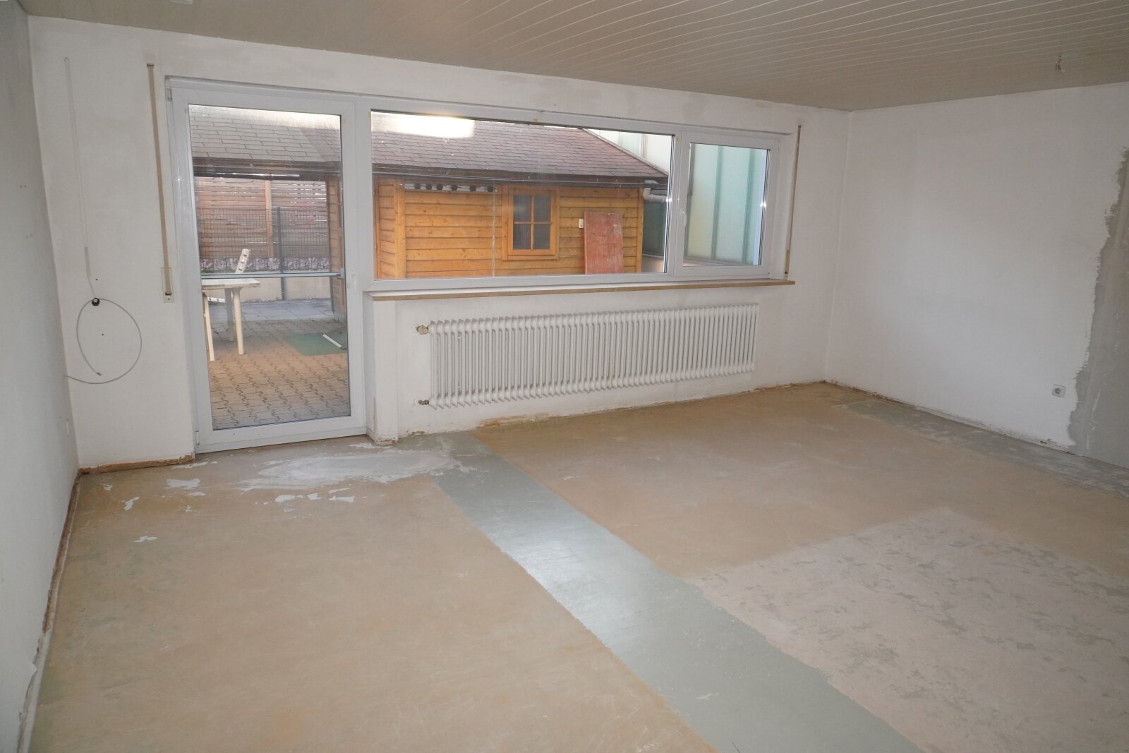 Zu verkaufen : Solides 2 Familienhaus mit ELW in Westerheim