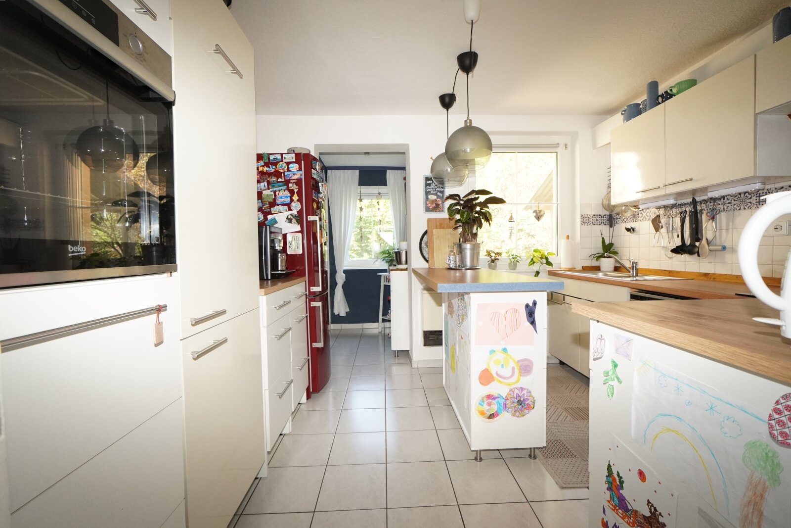 Kleines  Haus mit Werkstatt in Warthausen
