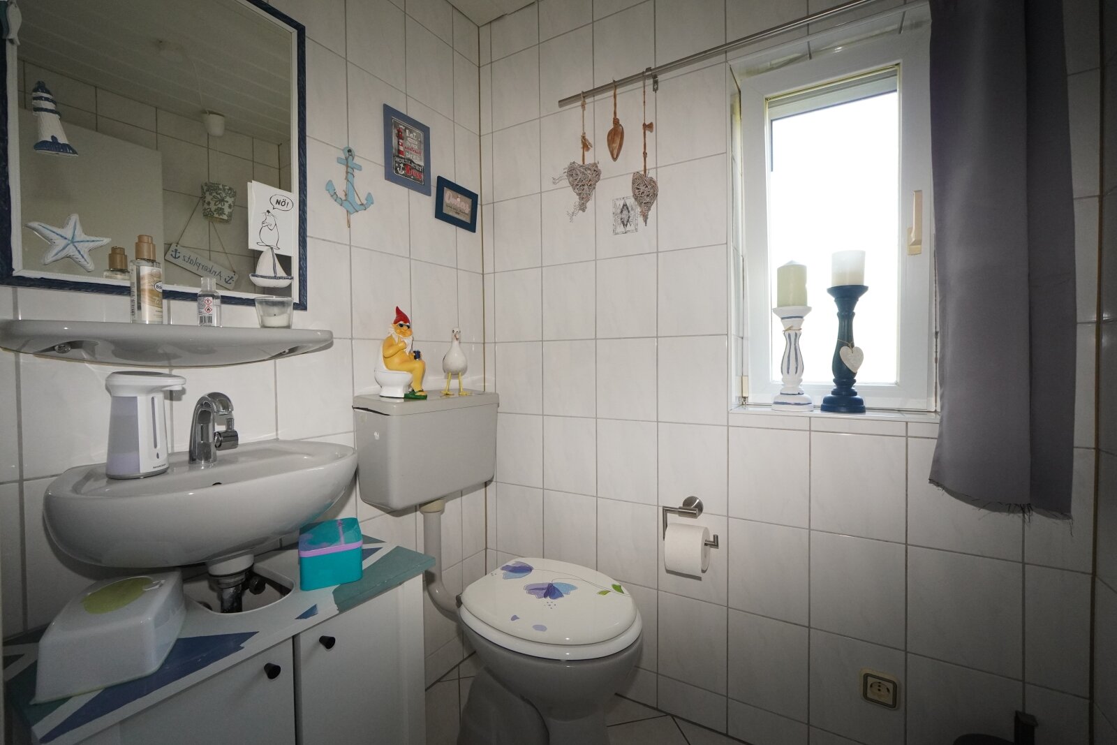 Kleines  Haus mit Werkstatt in Warthausen