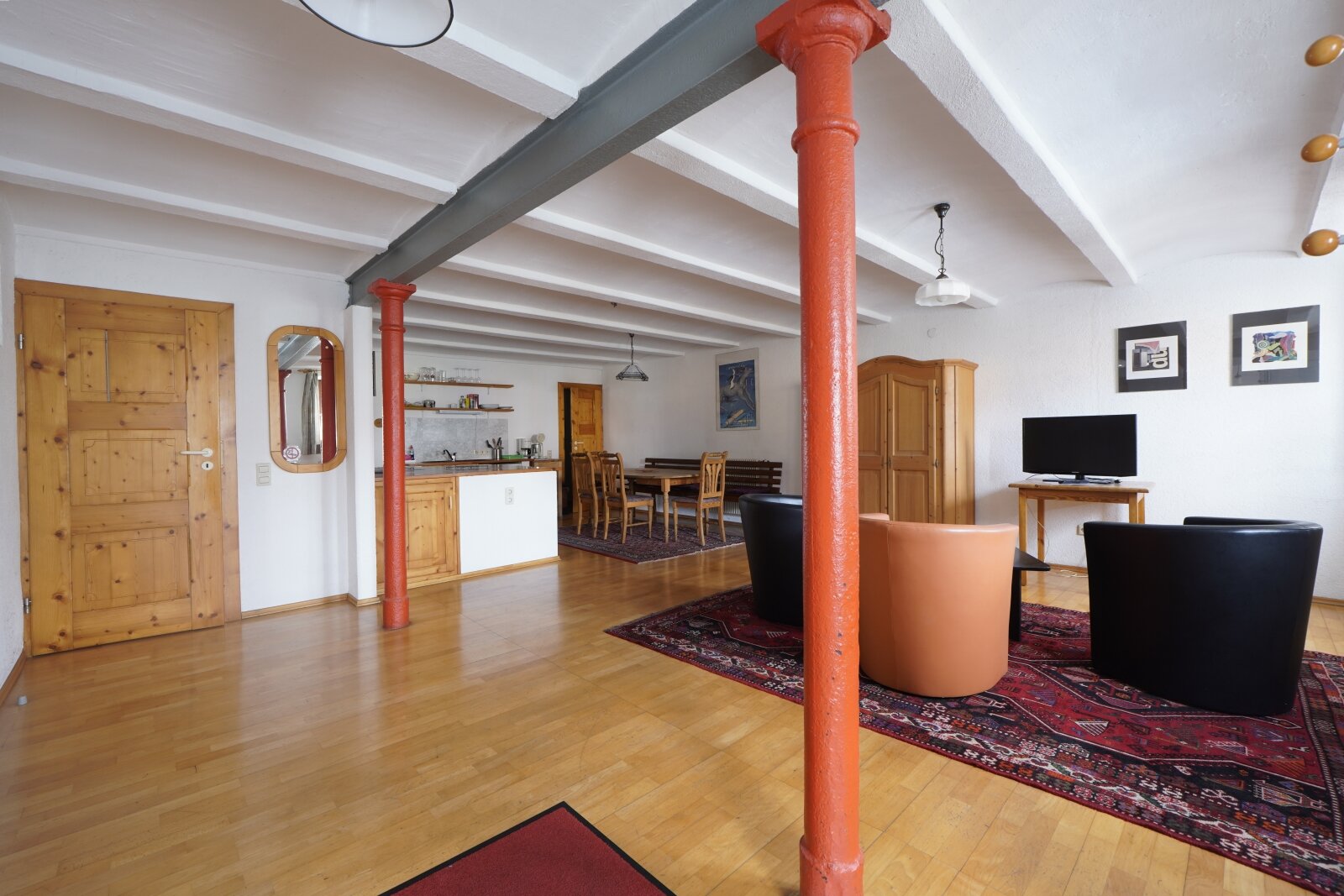 Landhotel Adler ca 7 % Rendite mit 4 Wohnungen und  5 Gästezimmer
