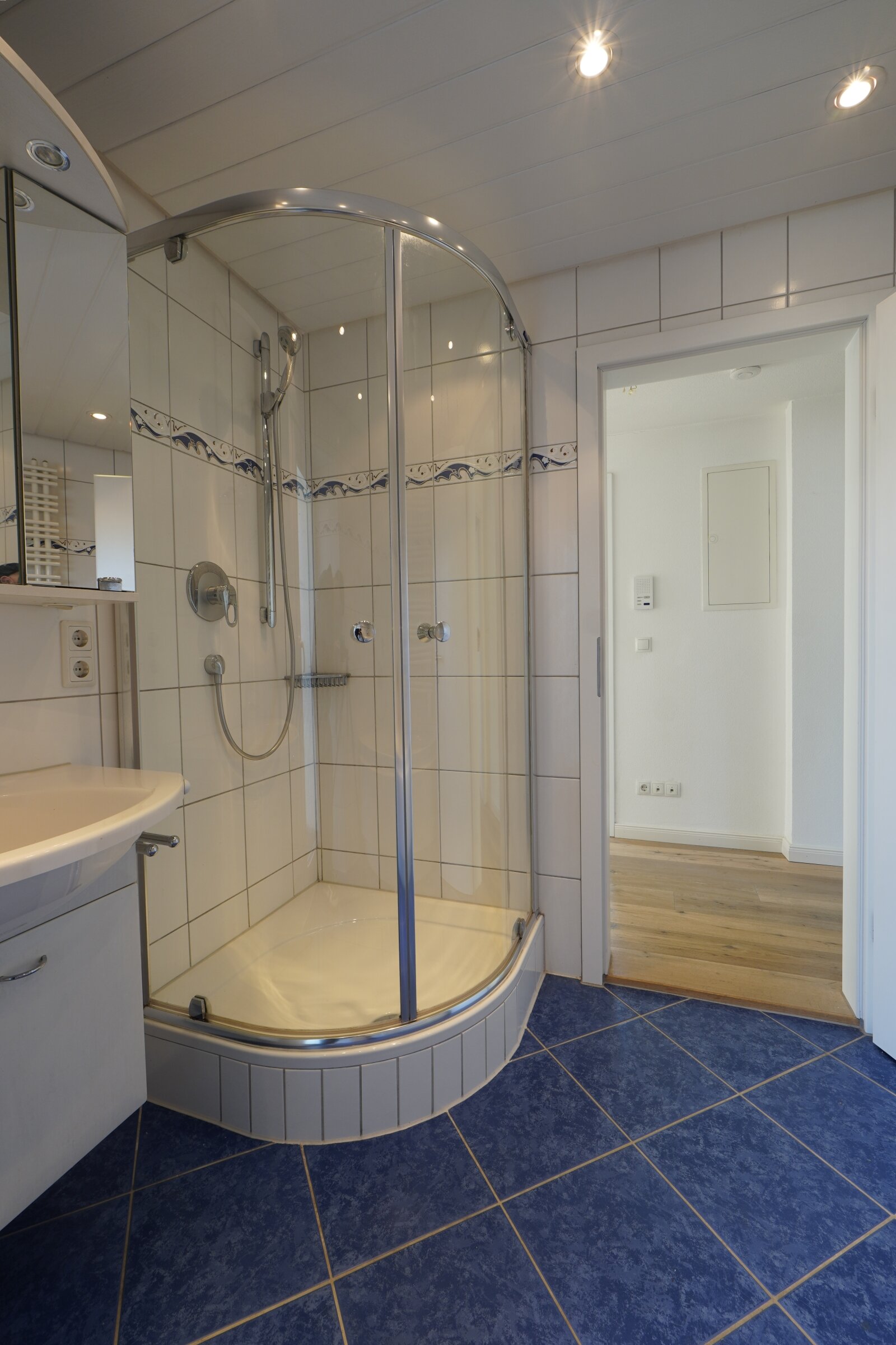 Flexibles Haus mit 2 Einheiten in Friedrichshafen Stadtnähe