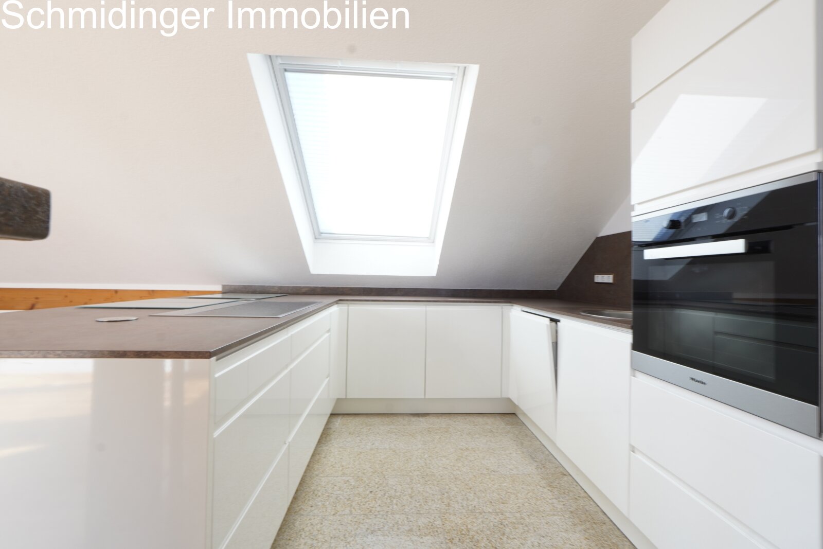 Exklusive 2 Zimmerwohnung in Mittelbiberach mit Balkon