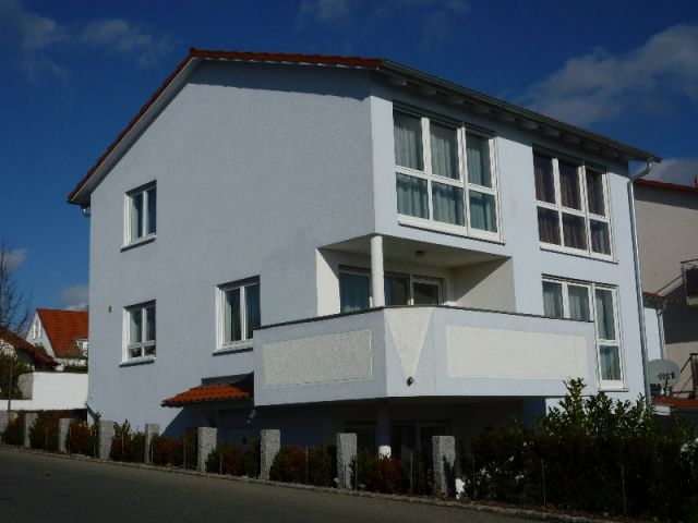 Biberach: Modernes Einfamilienhaus mit Einliegerwohnung und niveauvoller Ausstattung  Biberach: Modernes Einfamilienhaus mit Einliegerwohnung und niveauvoller Ausstattung