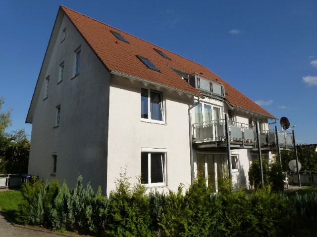Allmendingen: Sonnige 4 - Zimmer Wohnung in 1. Stock in Allmendingen 