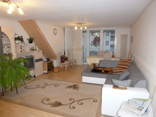Allmendingen: Großzügige 4 - Zimmer Maisonette Wohnung  im 1. Stock in Allmendingen  Allmendingen: Großzügige 4 - Zimmer Maisonette Wohnung  im 1. Stock in Allmendingen