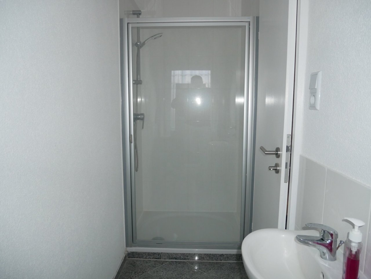Dusche und WC Dusche und WC