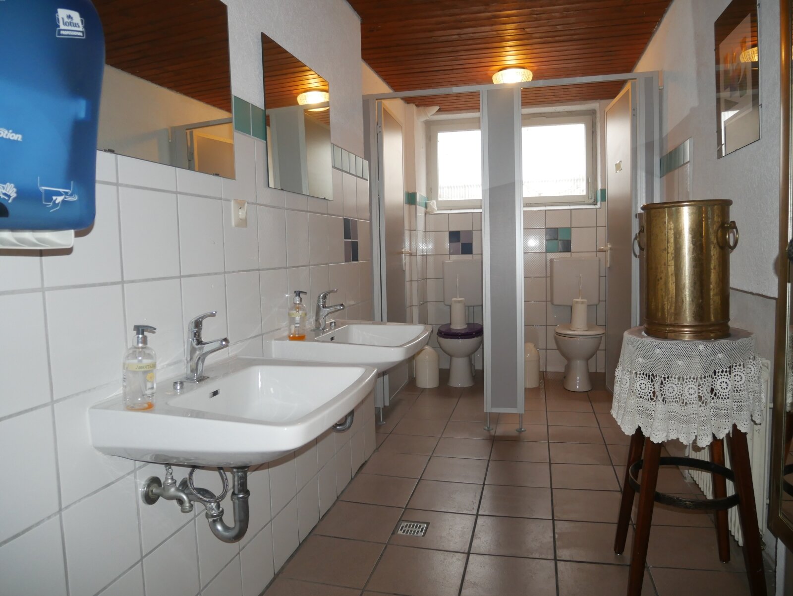 Damen WC Damen WC