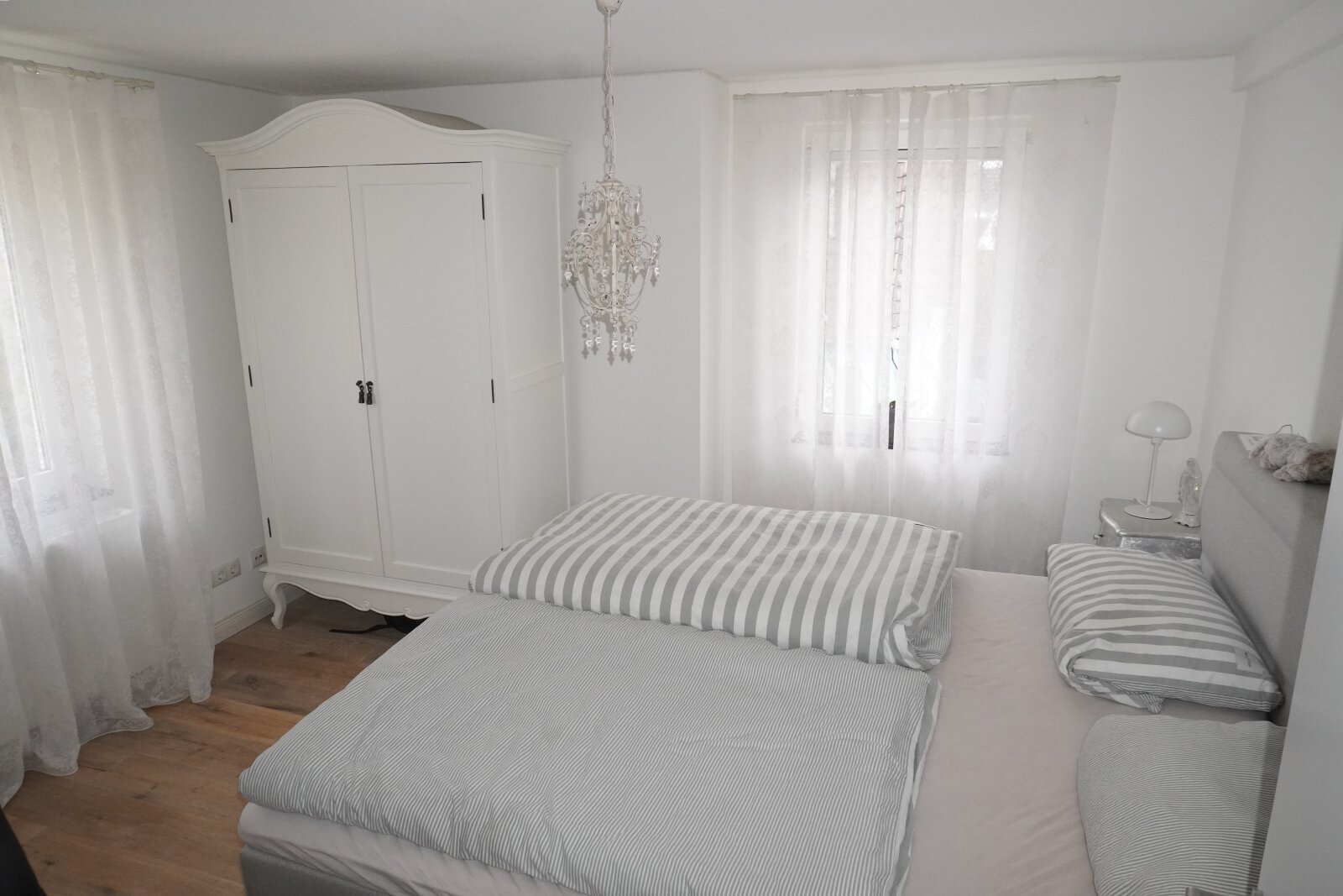 Schlafzimmer 1 OG Schlafzimmer 1 OG