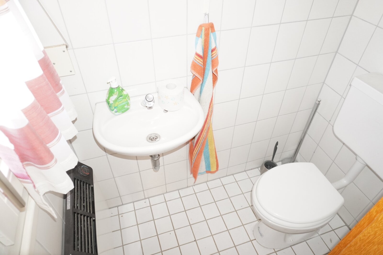 WC WC