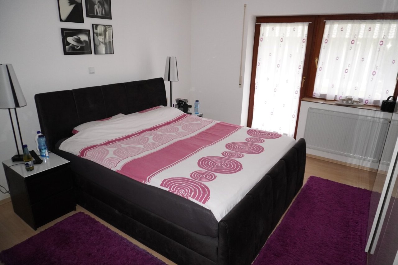 Schlafzimmer EG Schlafzimmer EG