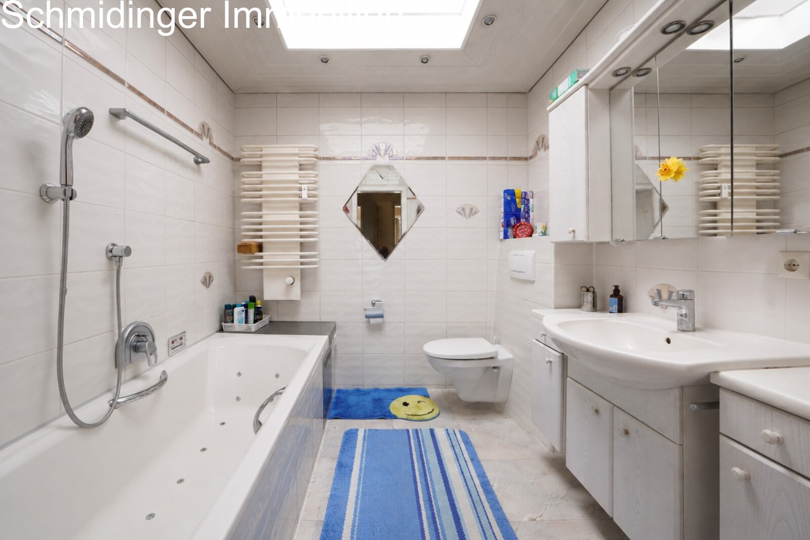 Badezimer mit Oberlicht Badezimer mit Oberlicht